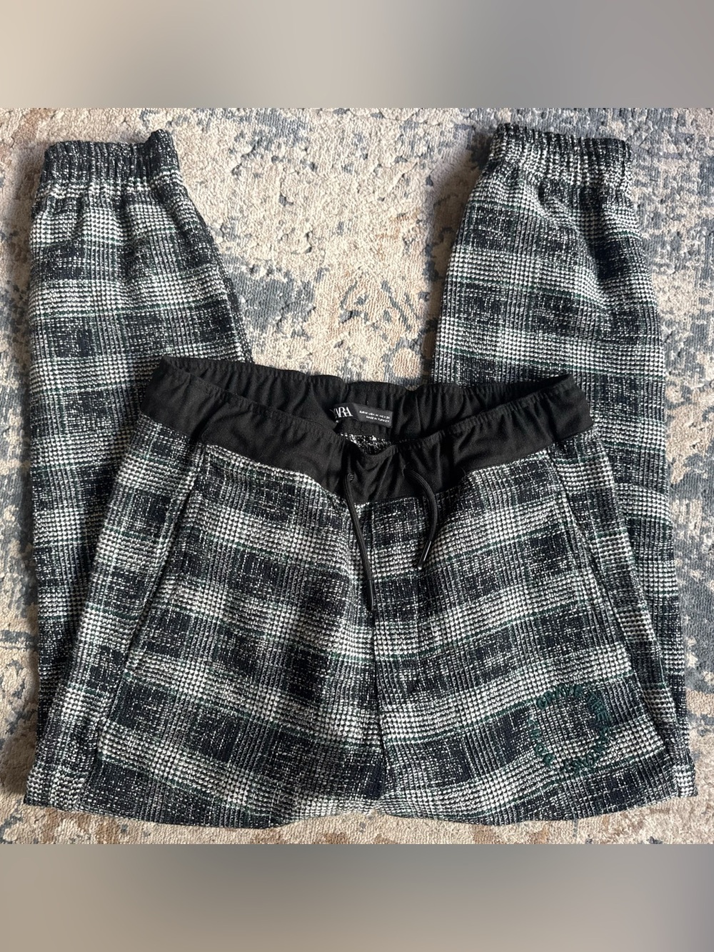 Plaid Drawstring Joggers - ZARA 31 Medium